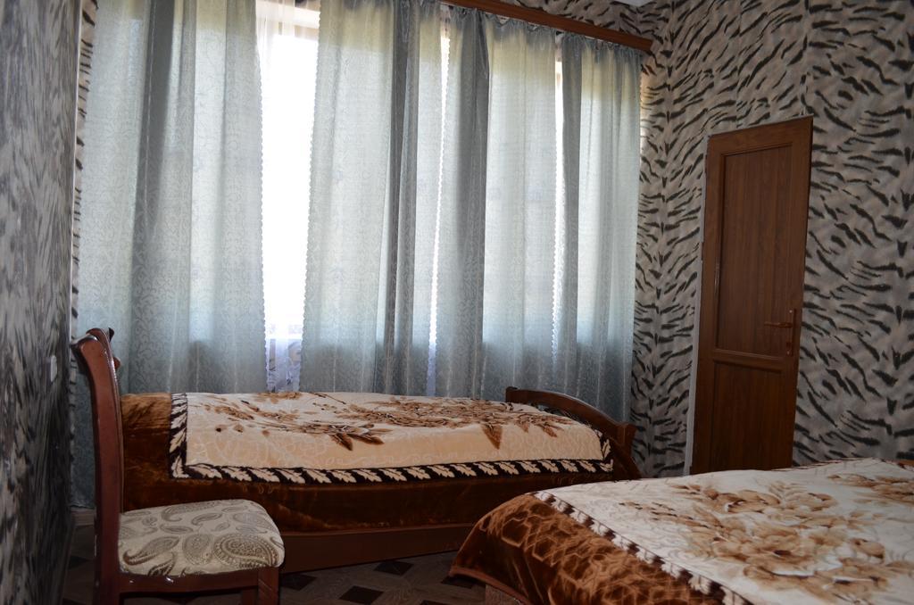 تاتيف Saro B&B And Safari Tours المظهر الخارجي الصورة