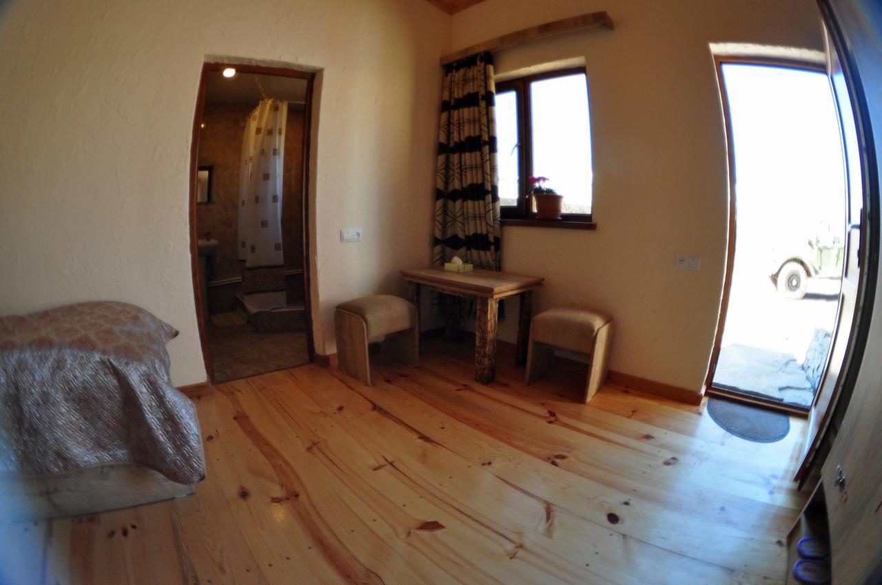 تاتيف Saro B&B And Safari Tours المظهر الخارجي الصورة