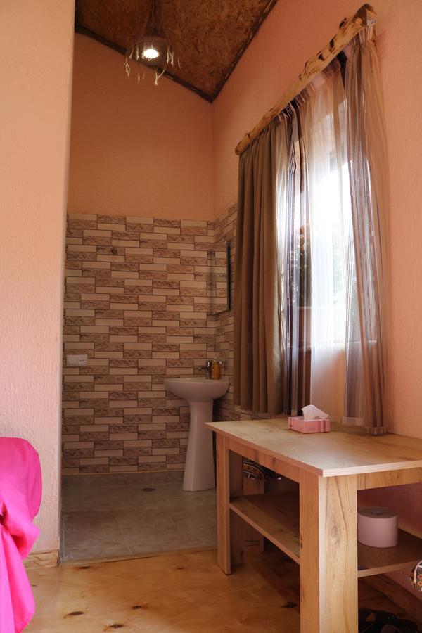 تاتيف Saro B&B And Safari Tours المظهر الخارجي الصورة